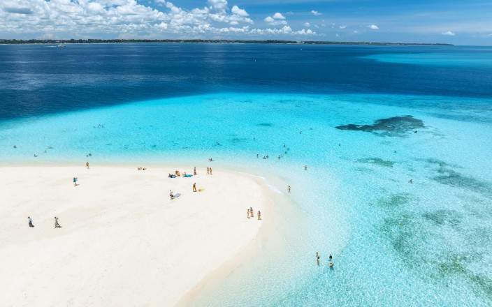 8-Day Tanzania Ultimate Safari Experience to Zanzibar Escape.
