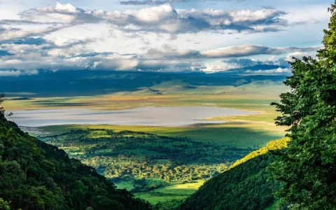 7-Day Northern Circuit Safari with Mid-Range Lodges gallery image