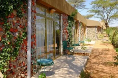 Emerald Lodge