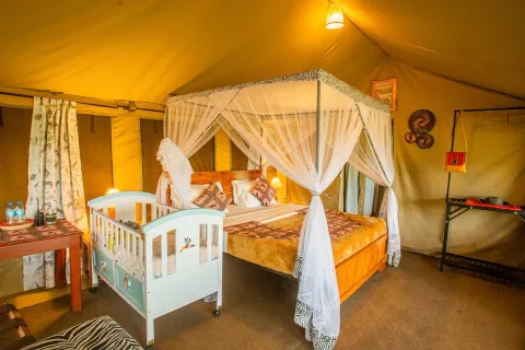 Tukaone Hembe Camp
