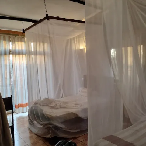 Emerald Lodge