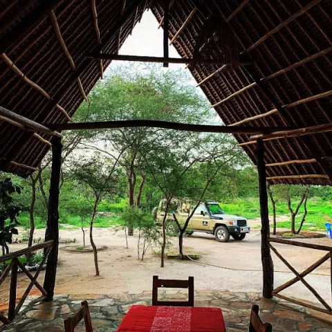 Mloka Safari Lodge