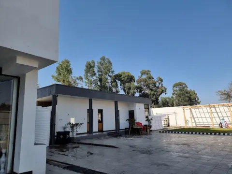 Nurobe Hotel