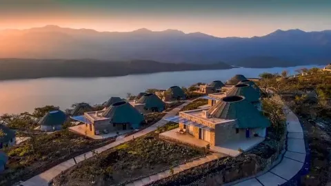 Halala Kella Lodge