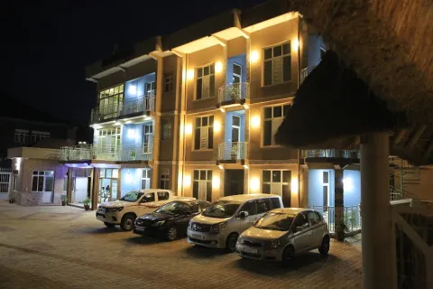 Isango Hotel