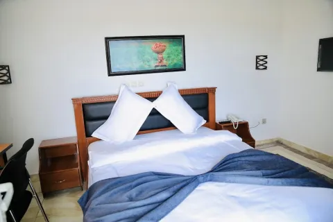 Isango Hotel