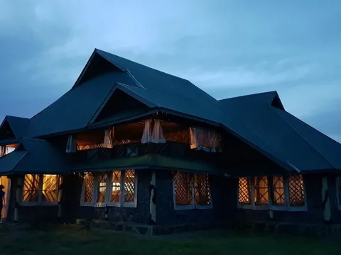Serengeti Misako Luxury Camp