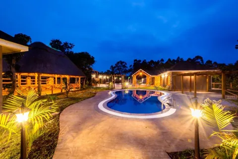 Chimpundu Lodge