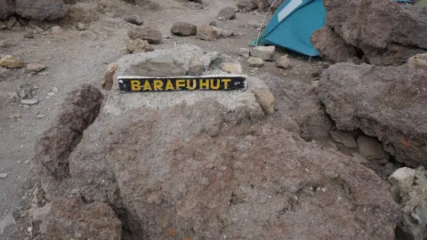 Barafu Camp