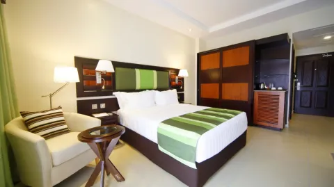 Best Western Premier Garden Hotel Entebbe