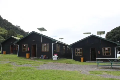 Miriakamba Hut
