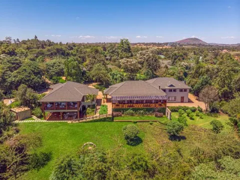 Acacia Farm Lodge