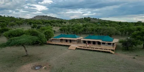 Signature Serengeti Luxury Tented Safari Camp