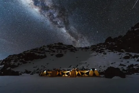 10-Day Lemosho Route Trek-Staying at Crater gallery image