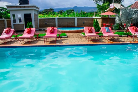 Randa Cottages Kilimanjaro Lodge