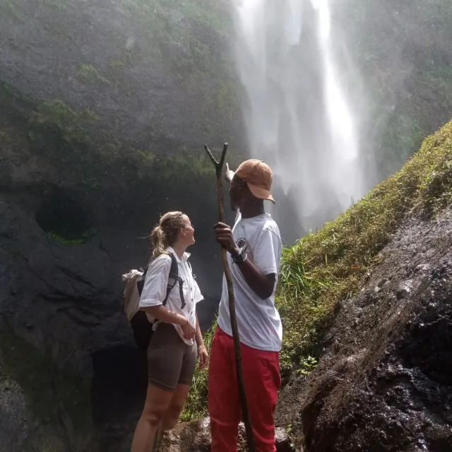 3-Day Gishora Drums, Karera Falls, Rusizi NP and Museum safari tour