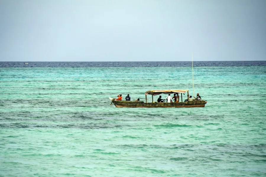 1-Day Zanzibar Tumbatu Island Snorkeling Trip with Snacks