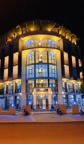 Daros International Hotel