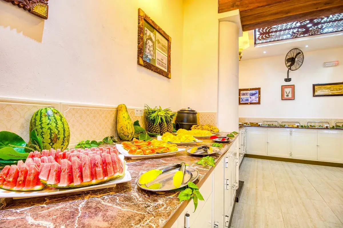 Tembo House Hotel