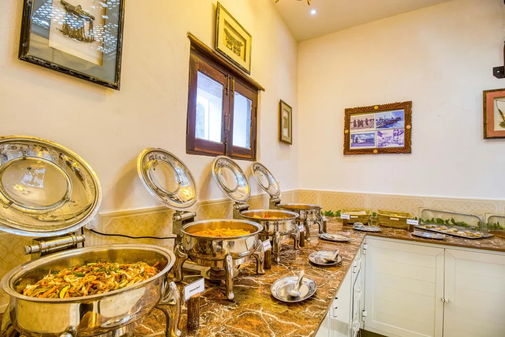Tembo House Hotel