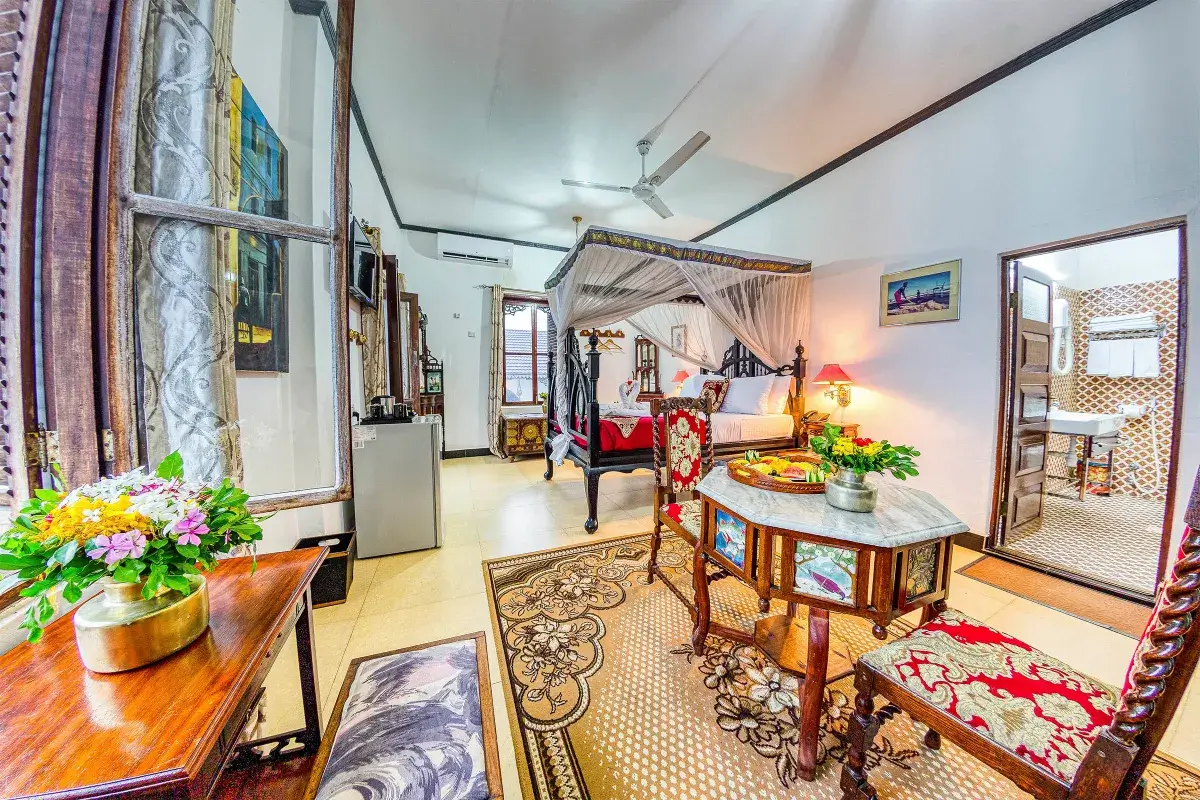 Tembo House Hotel