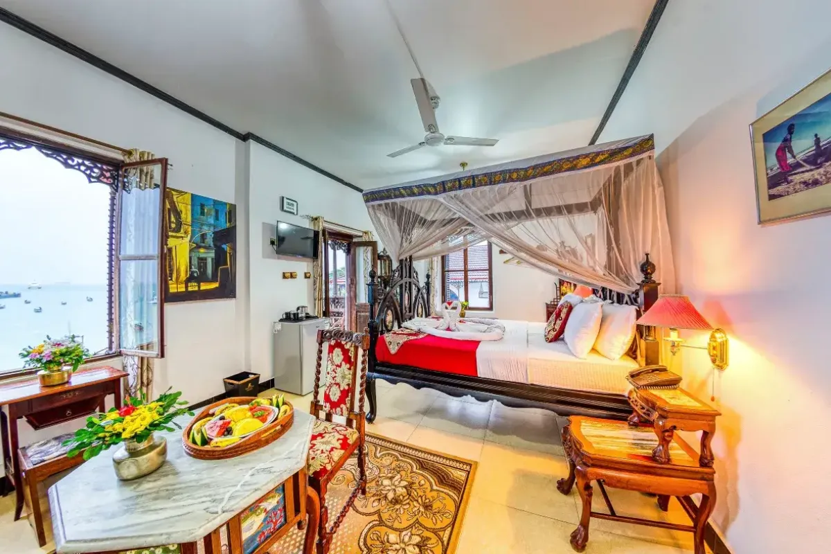 Tembo House Hotel