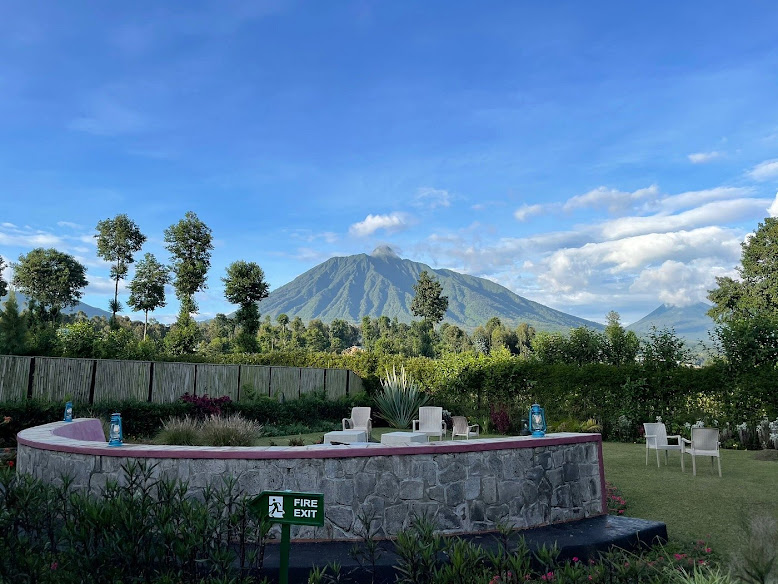 Ingagi Park View Lodge