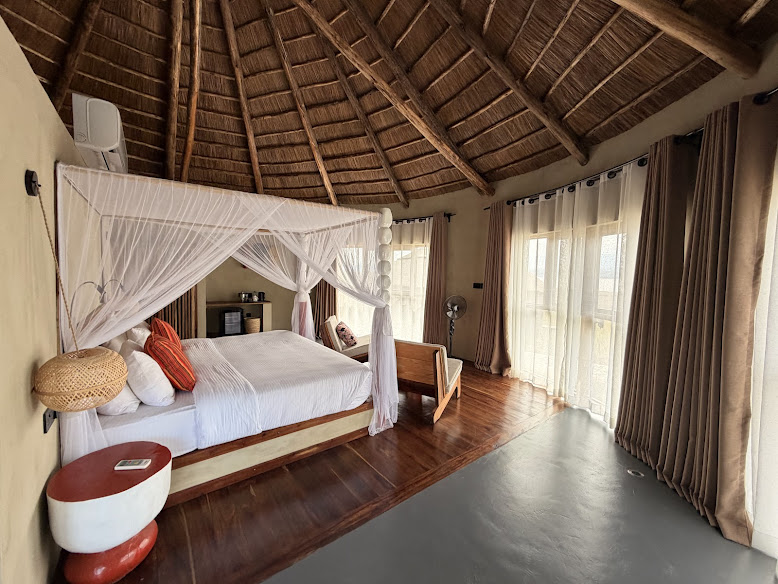 Suricata Boma Lodge