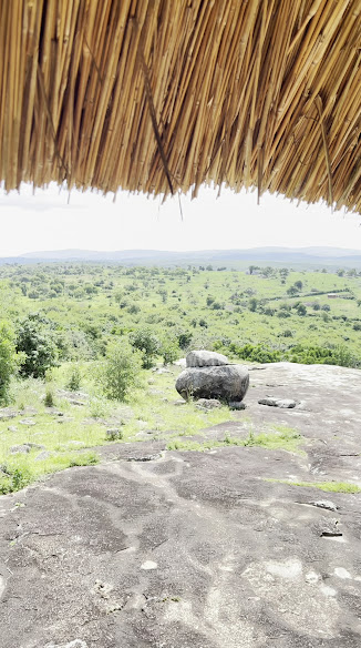 Rwakobo Rock Lodge