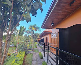 Andasibe Cyperus Hotel