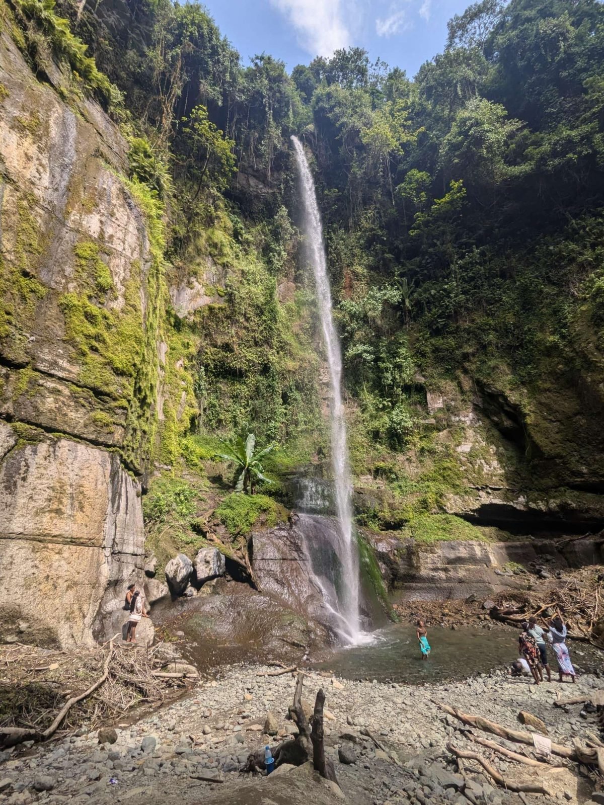 1-Day Napuru Waterfalls Tour