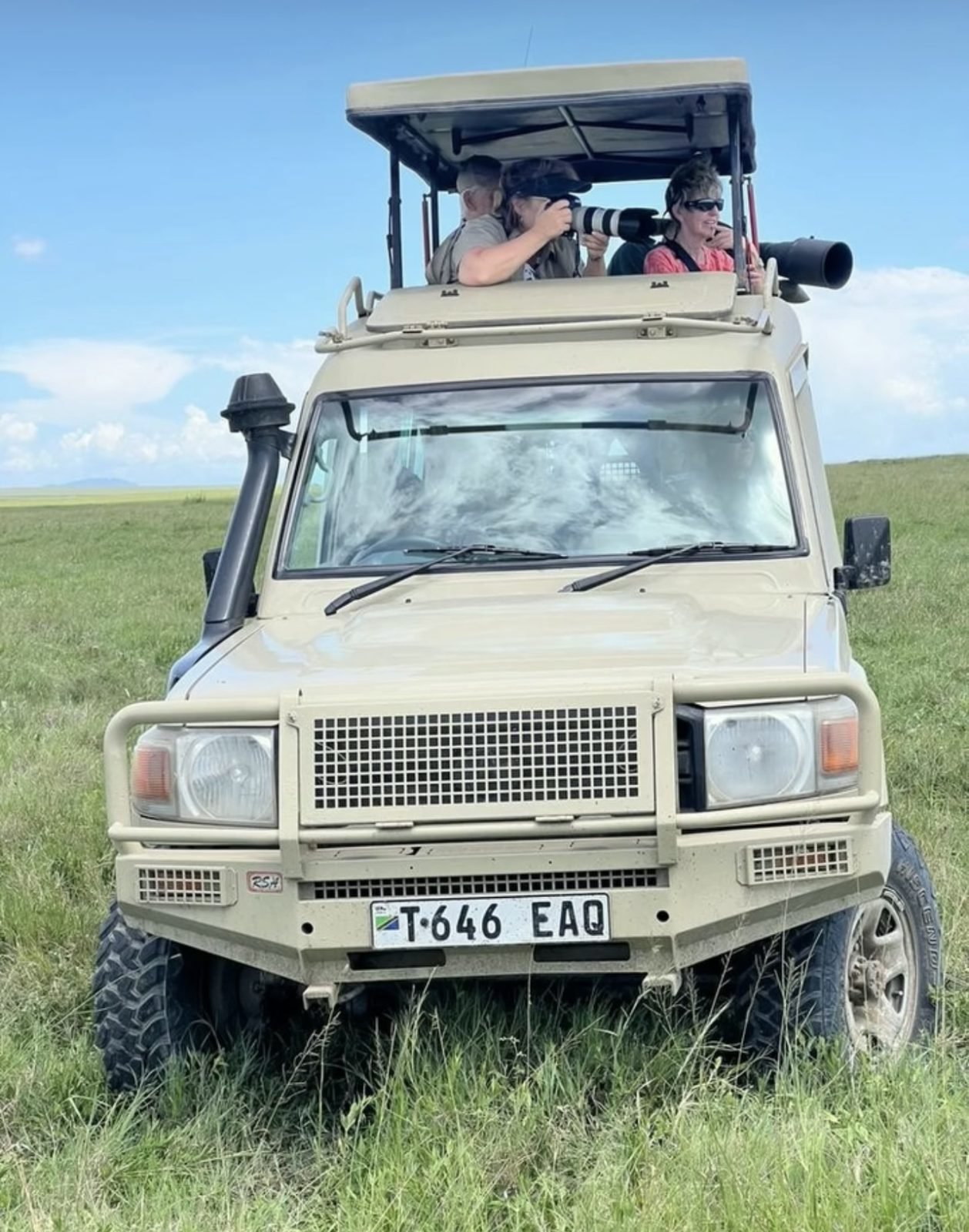 2-Day Midrange Honeymoon Safari Bliss gallery image